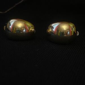 Vintage Gold Bulb Tear Drop Gold Tone Clip on Earrings